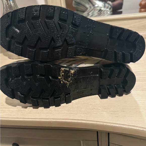 Nicole Miller, rainy day rain boots pull on - Picture 4 of 5